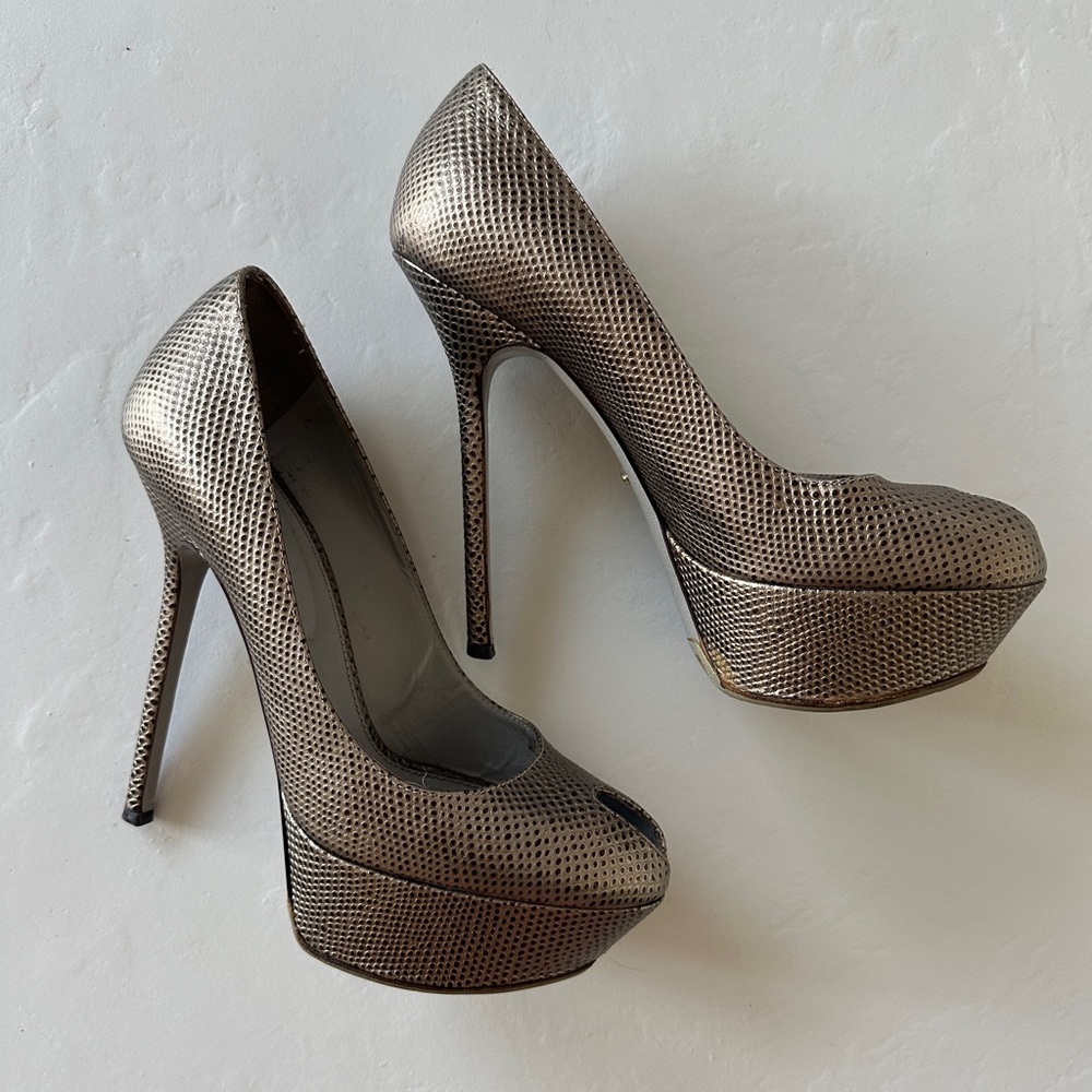 Sergio Rossi Platform Heels Pewter | Size 37.5